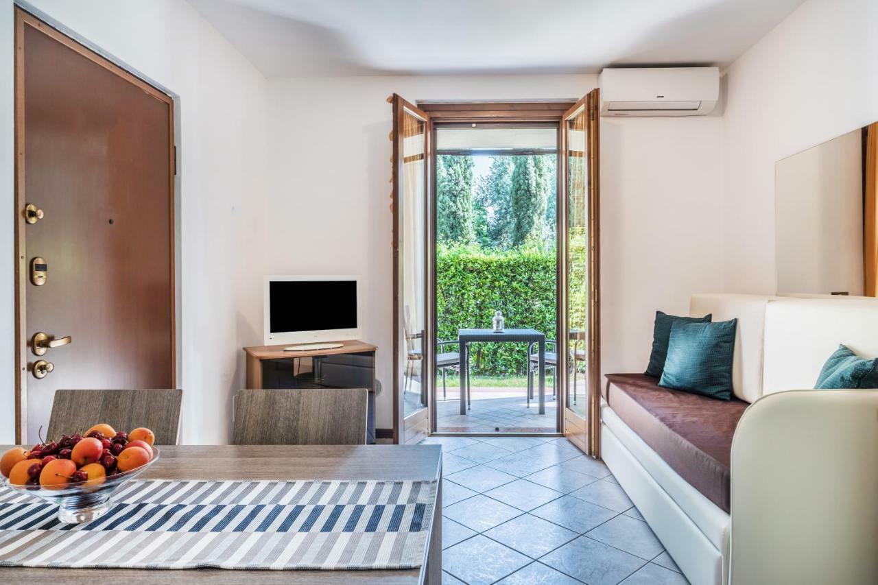 Residence Nuove Terme Sirmione Exterior foto